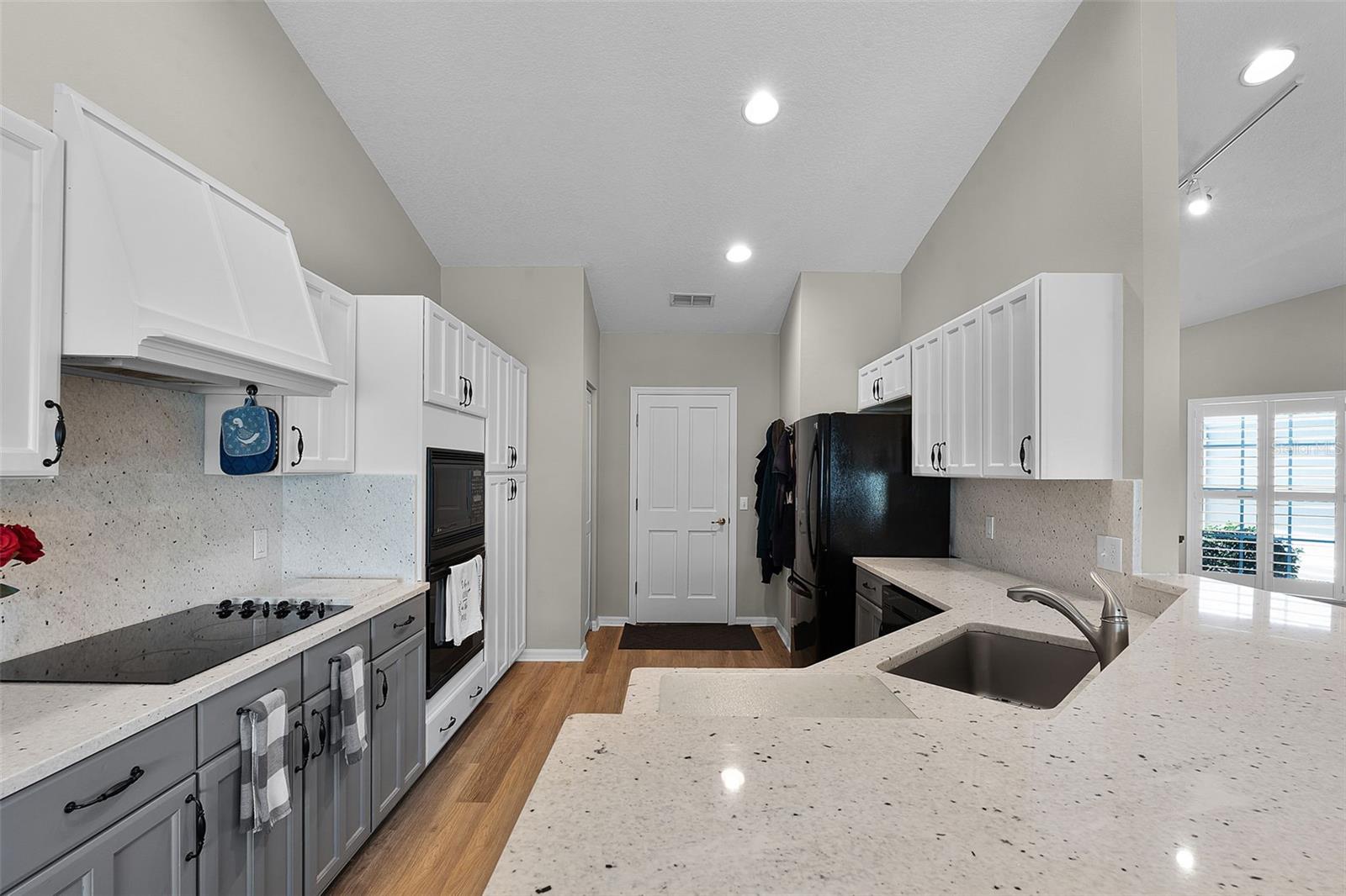 Image 11 of 88 For 27018 Nature View Street
