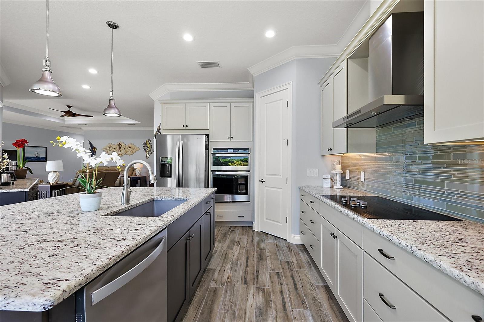 Image 18 of 47 For 39504 Hillrise Lane