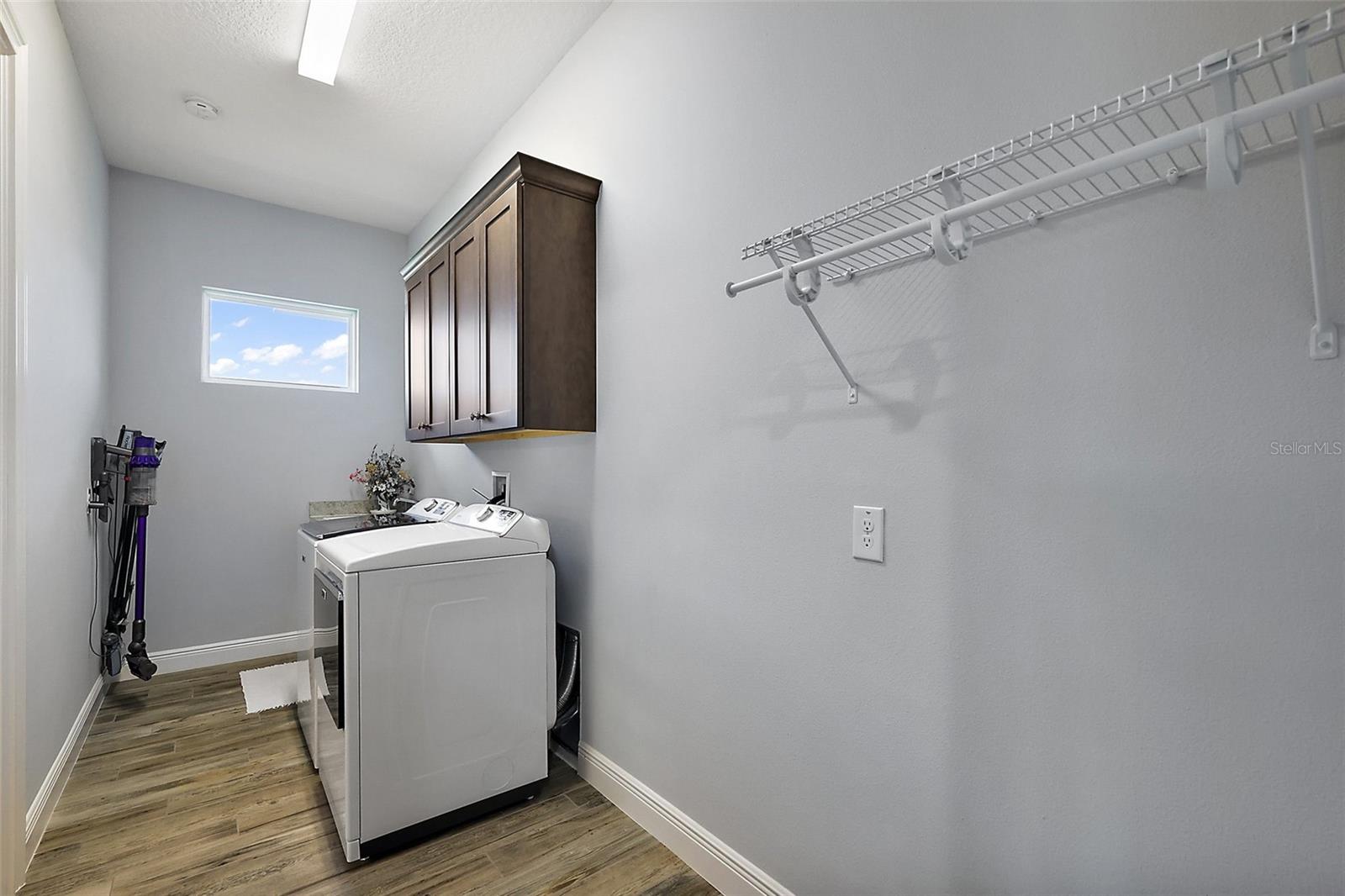 Image 33 of 47 For 39504 Hillrise Lane