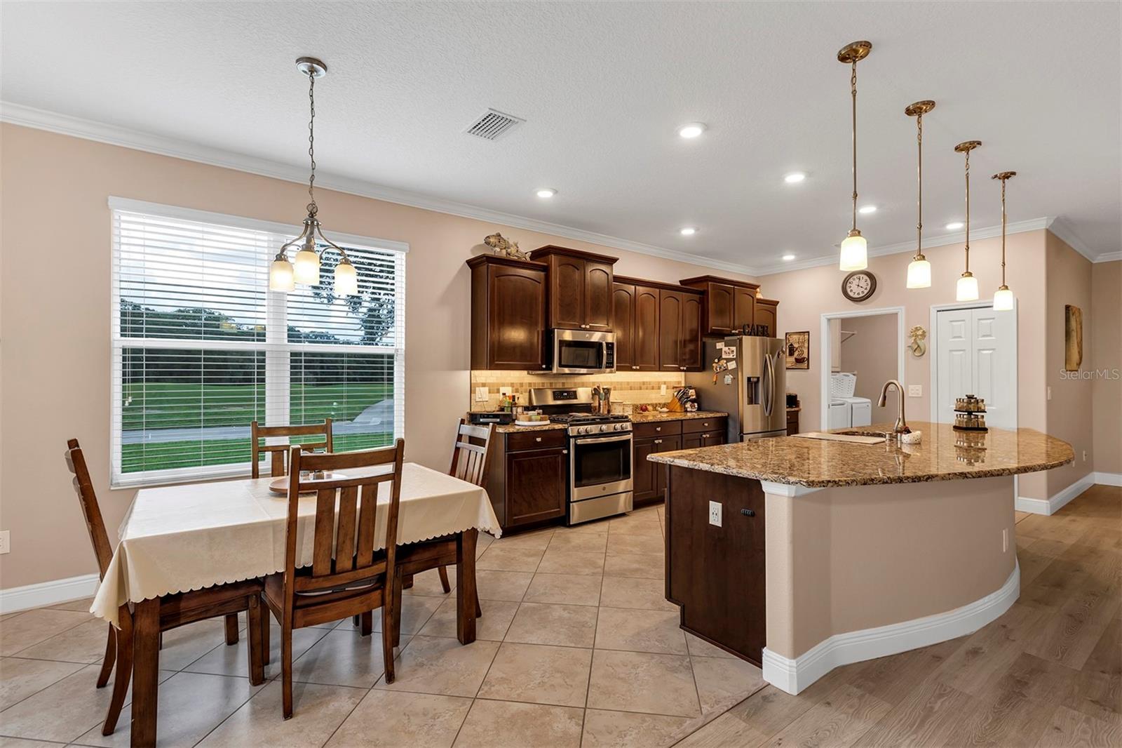 Image 10 of 56 For 3809 Arlington Ridge Boulevard
