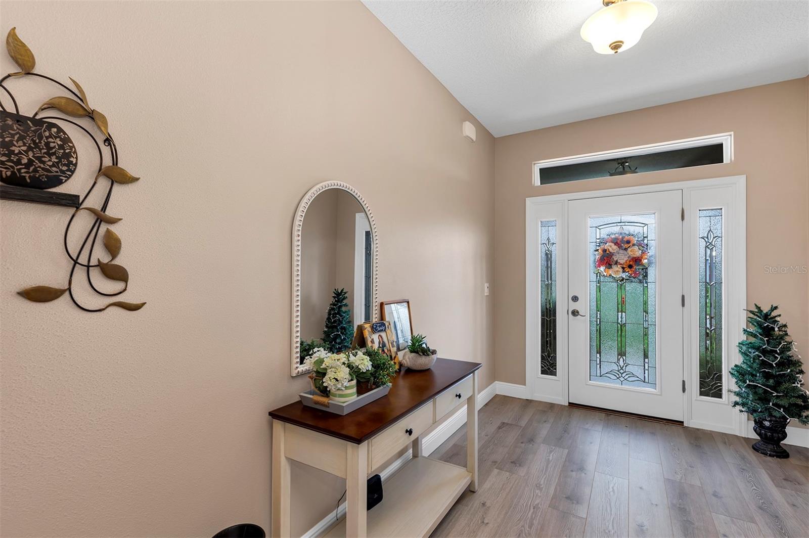 Image 7 of 56 For 3809 Arlington Ridge Boulevard
