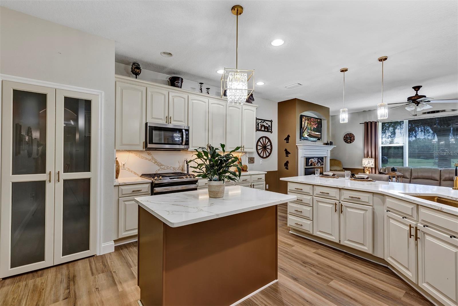 Image 10 of 54 For 3519 Arlington Ridge Boulevard