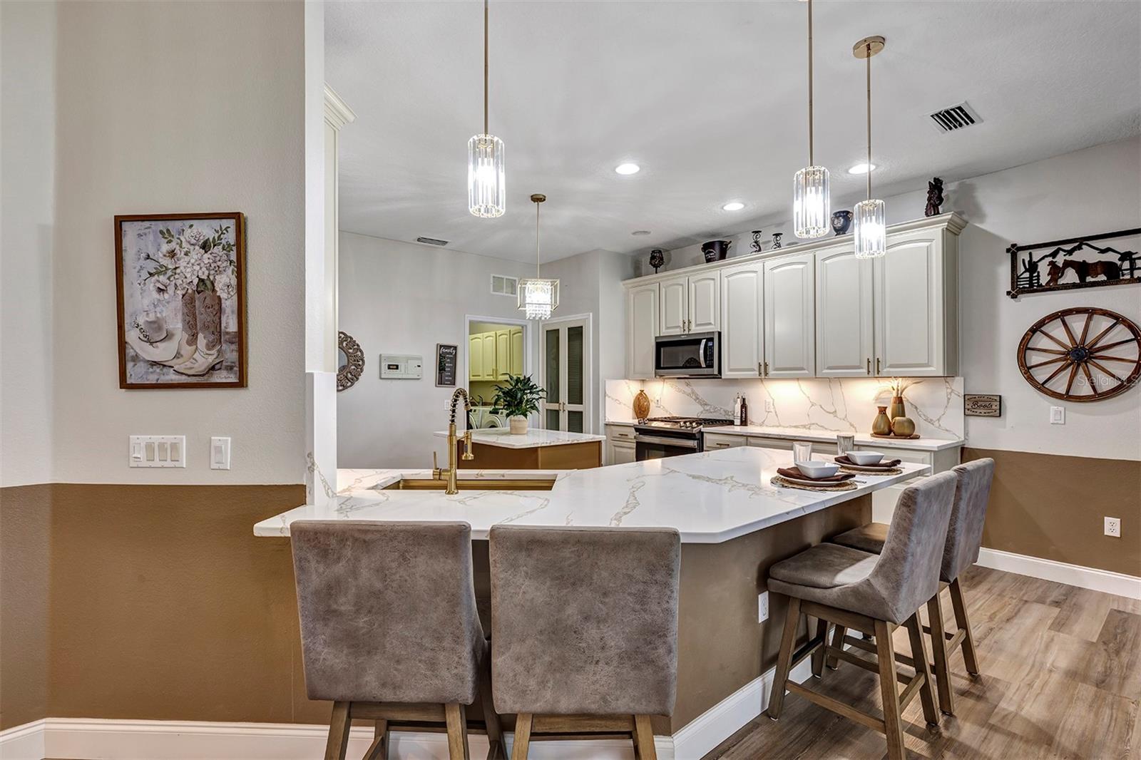 Image 14 of 54 For 3519 Arlington Ridge Boulevard