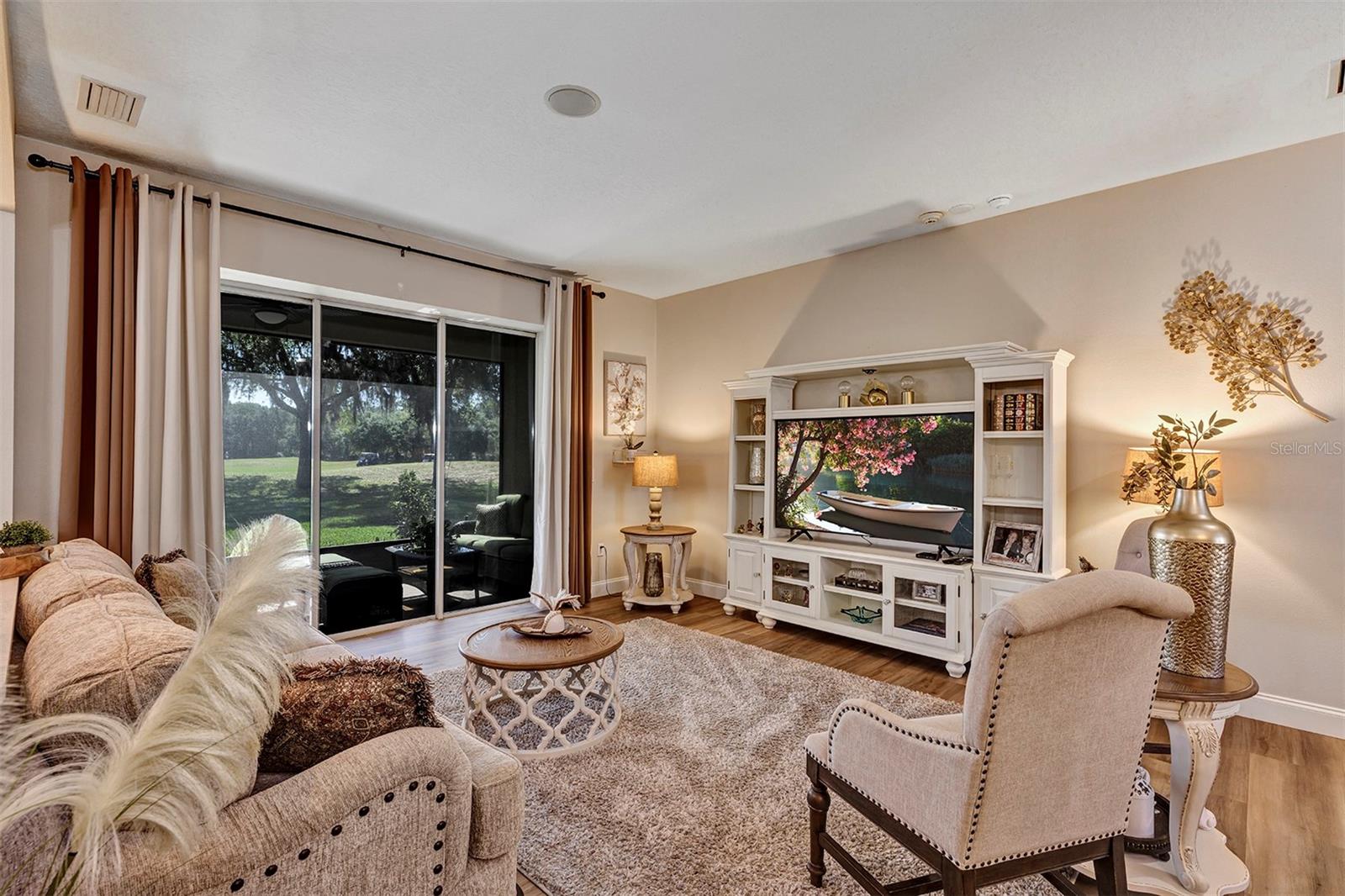 Image 7 of 54 For 3519 Arlington Ridge Boulevard