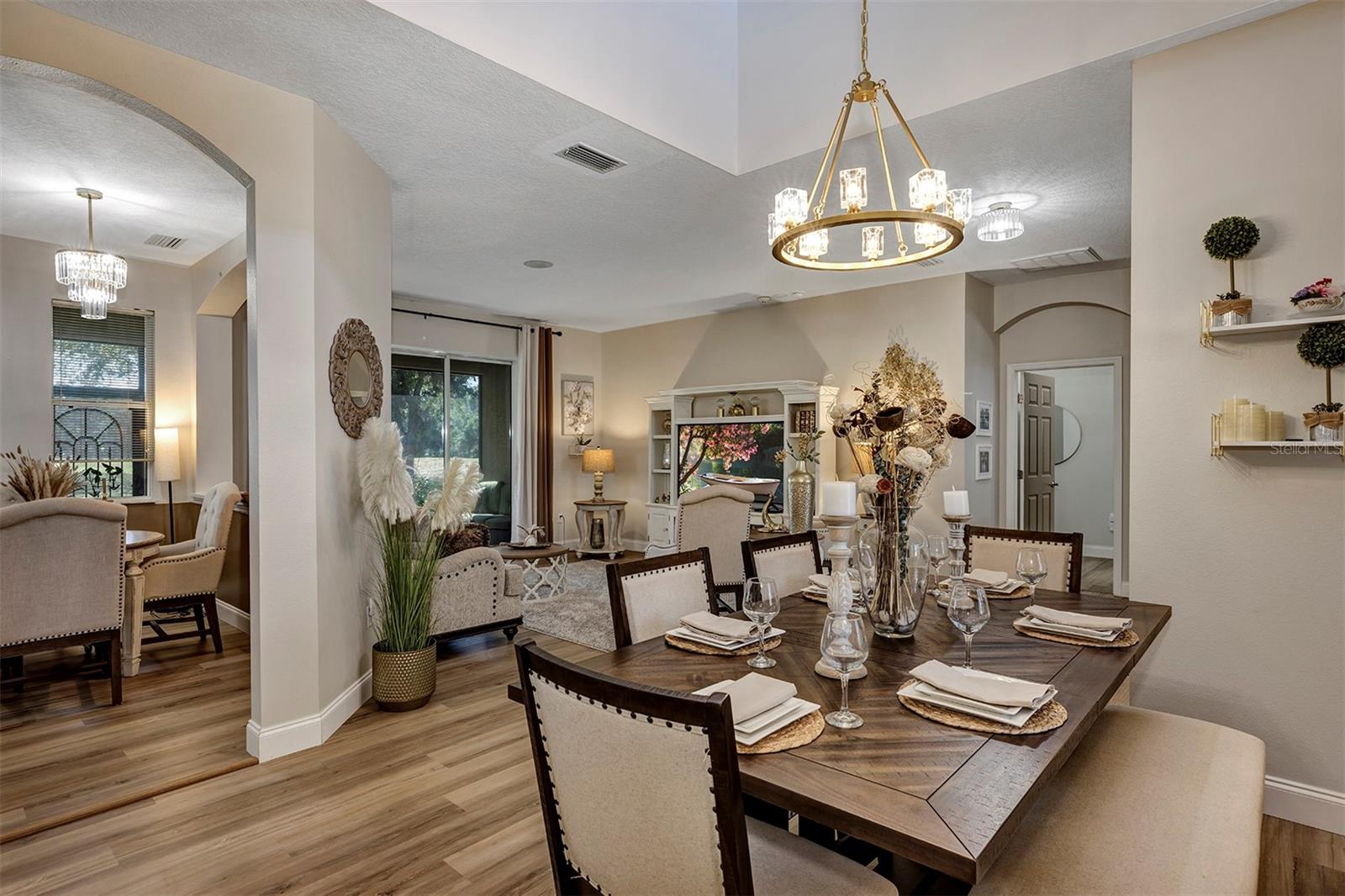Image 9 of 54 For 3519 Arlington Ridge Boulevard