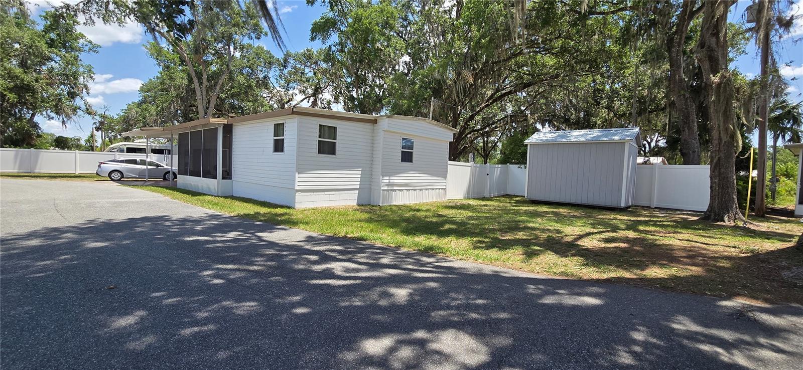 Details for 813 Oakwood Circle, WILDWOOD, FL 34785