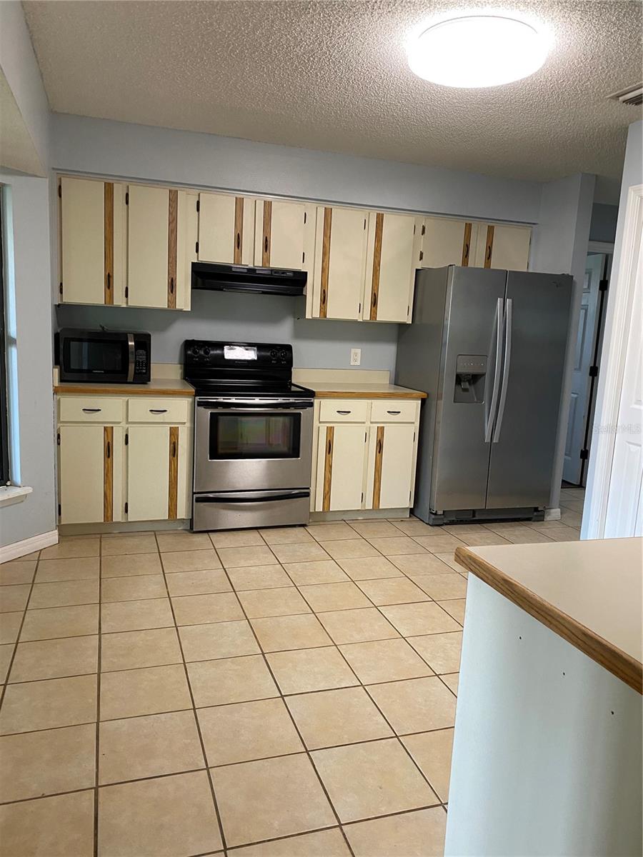 Image 19 of 24 For 901 Baylor Drive