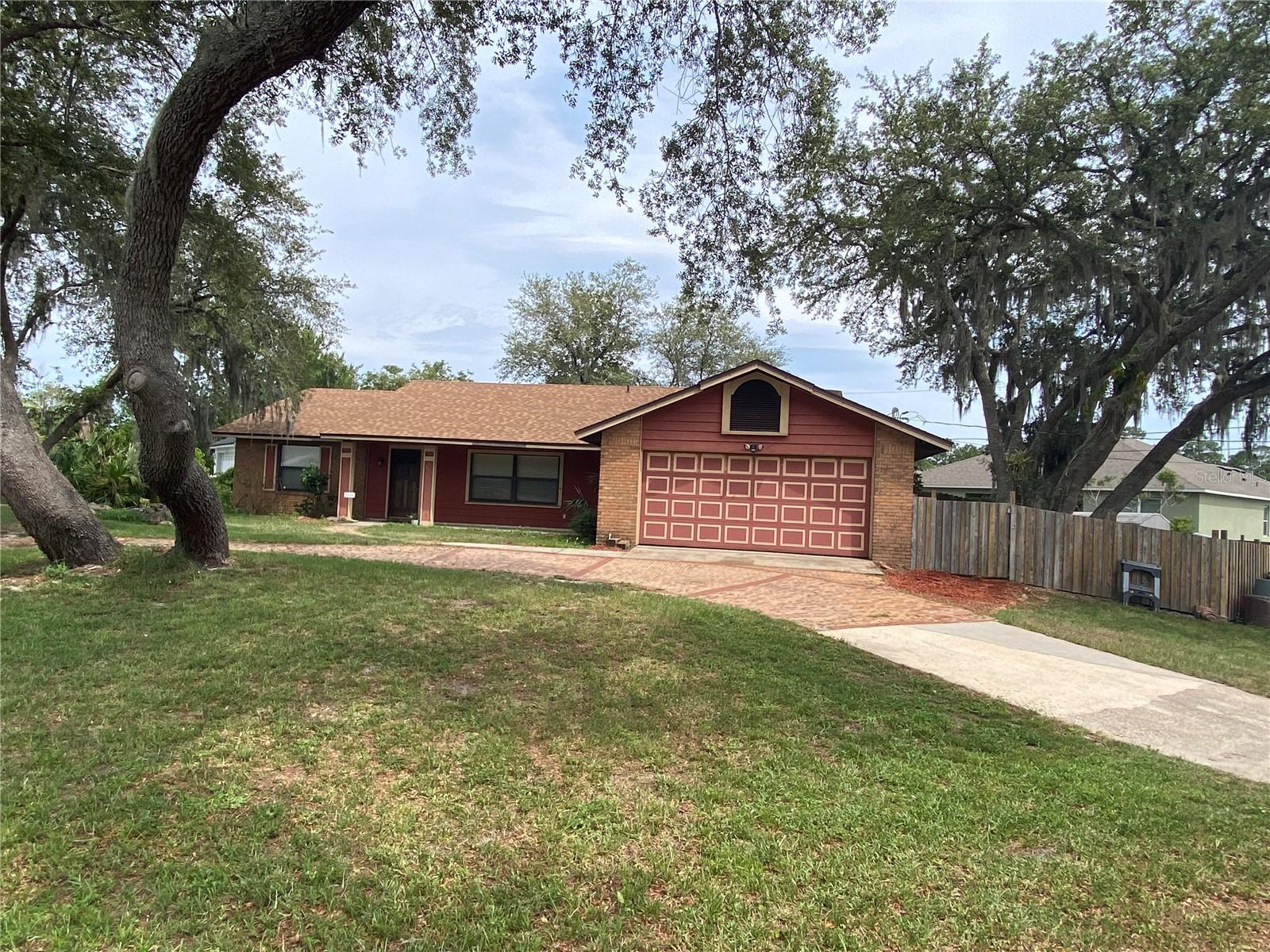 Image 2 of 24 For 901 Baylor Drive