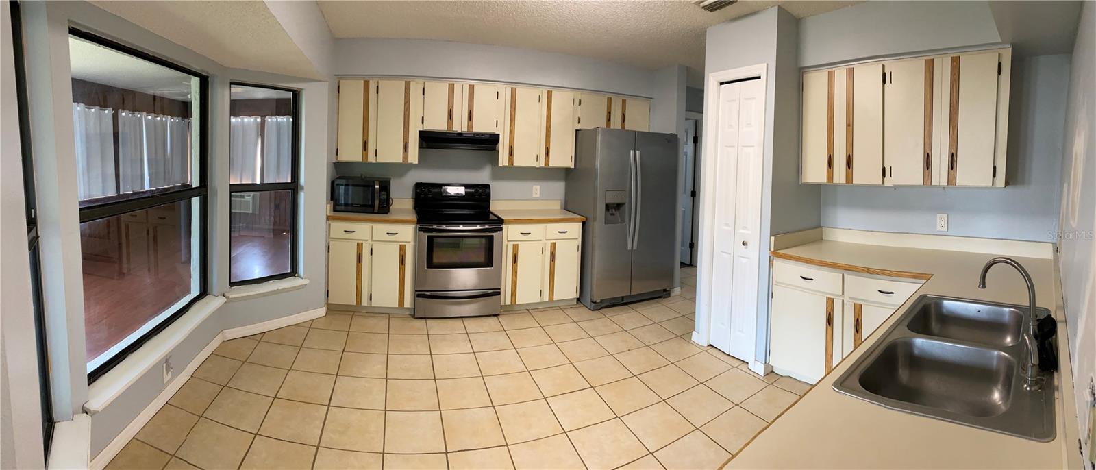 Image 22 of 24 For 901 Baylor Drive
