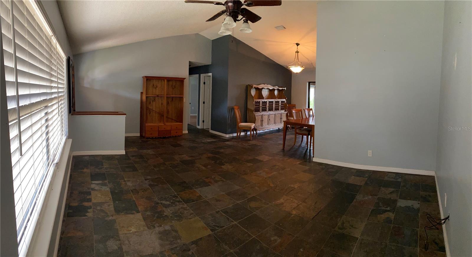 Image 4 of 24 For 901 Baylor Drive