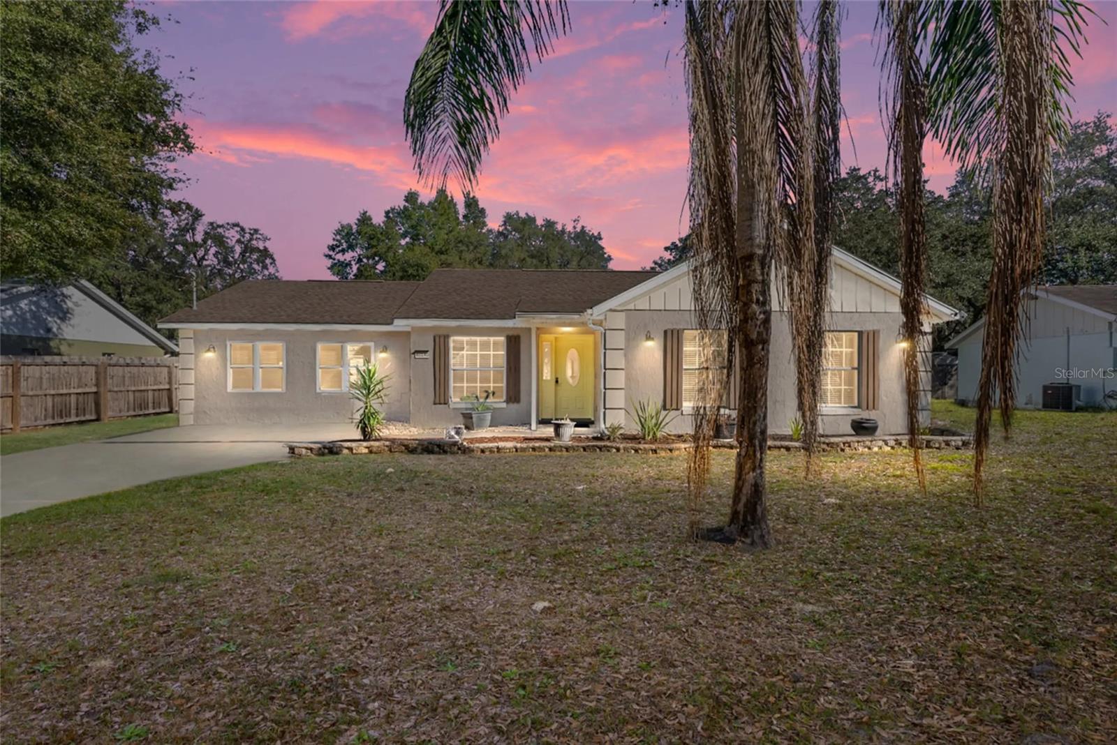 Details for 40140 Palm Street, LADY LAKE, FL 32159