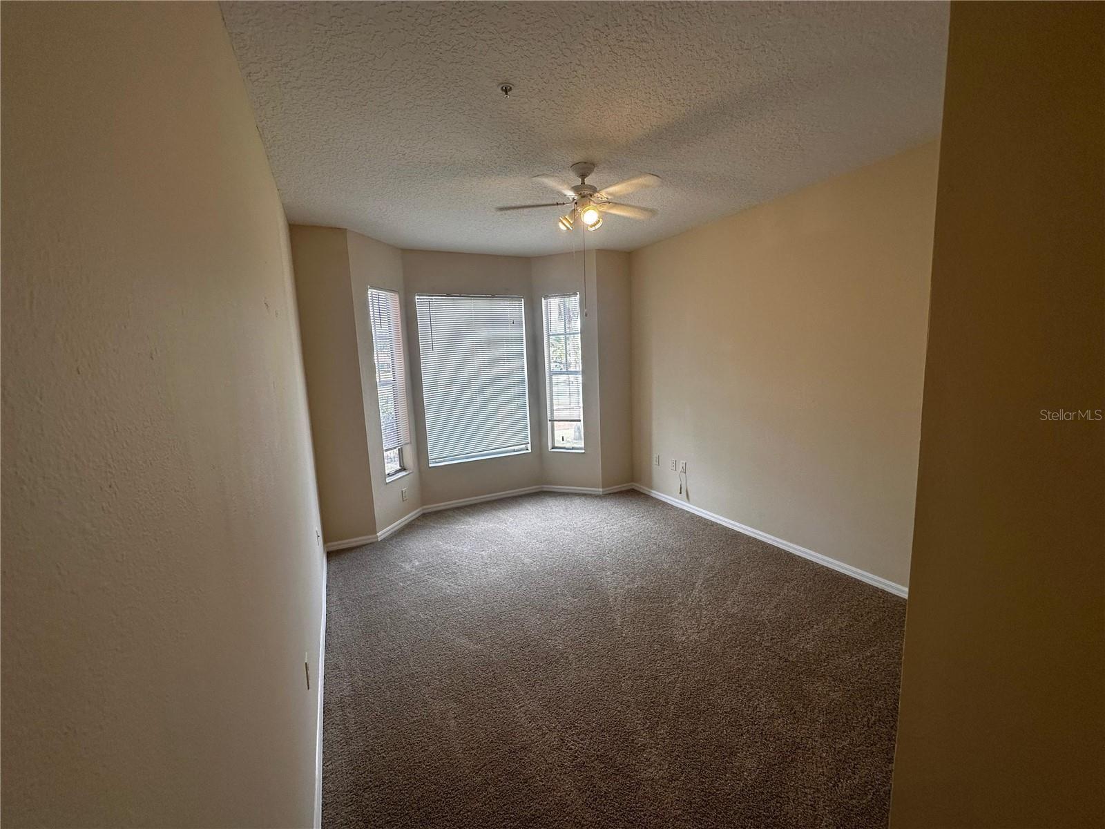 Image 25 of 42 For 5560 Metrowest Boulevard 3-204
