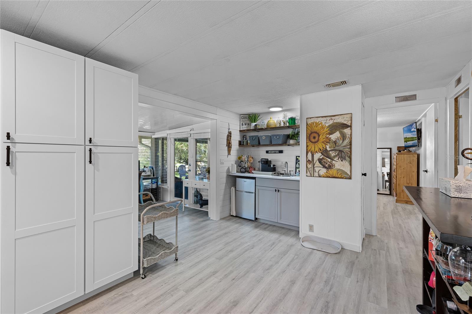 Image 10 of 62 For 34209 Island Drive