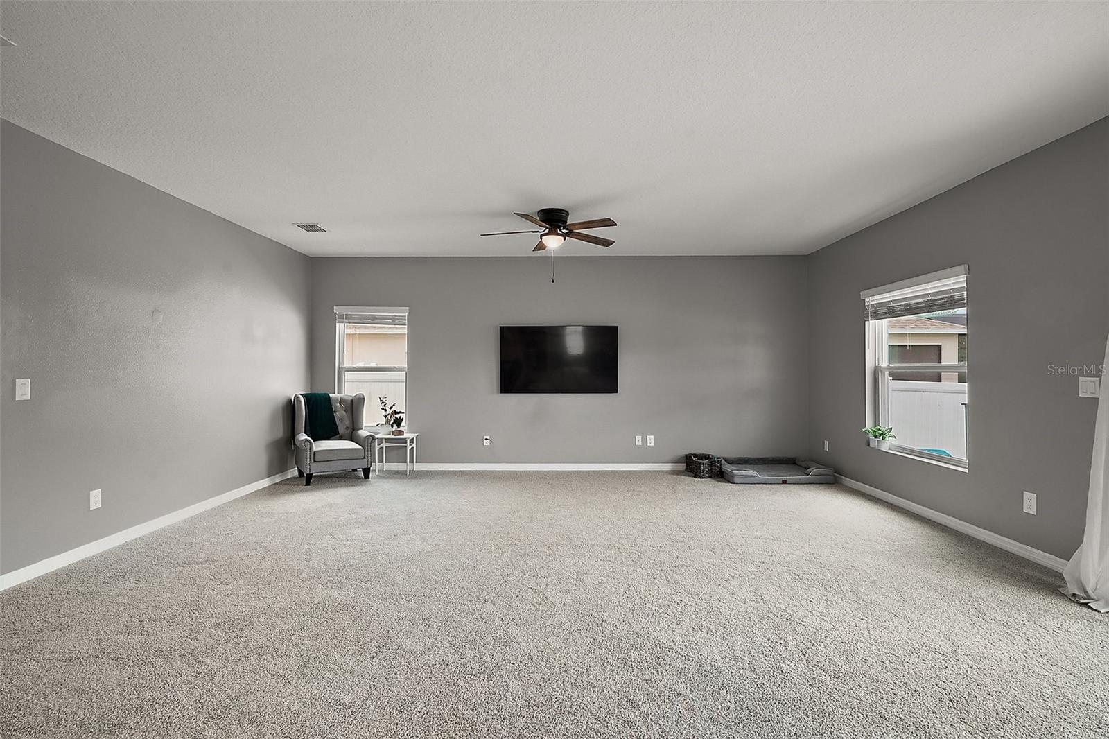 Image 12 of 45 For 605 Black Eagle Drive