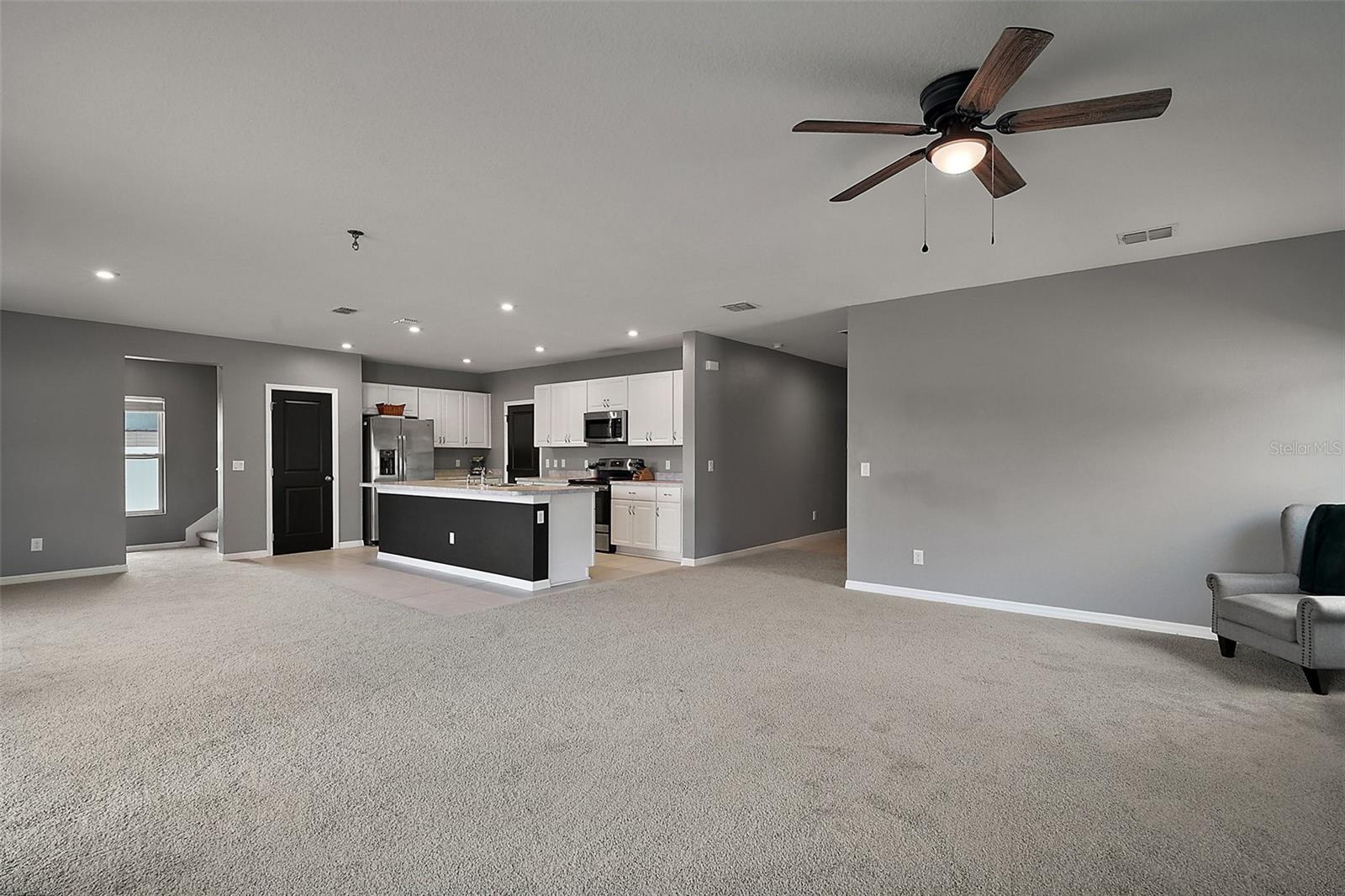 Image 14 of 45 For 605 Black Eagle Drive