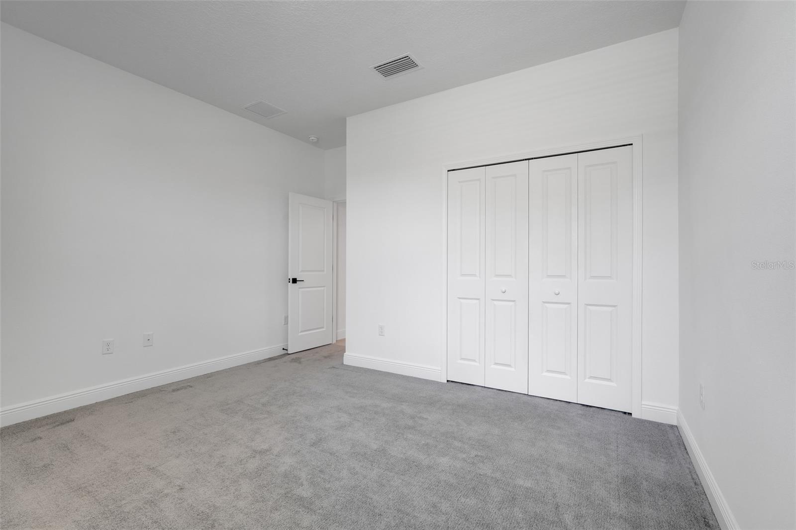 Image 12 of 22 For 2025 Axel Street