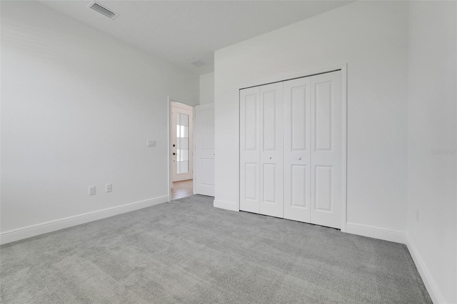 Image 17 of 22 For 2025 Axel Street