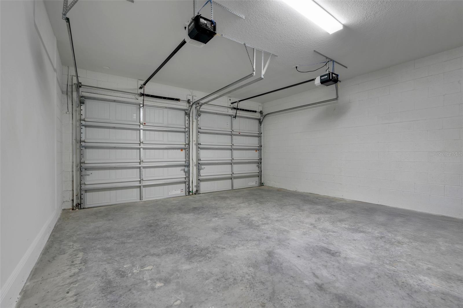 Image 18 of 22 For 2025 Axel Street
