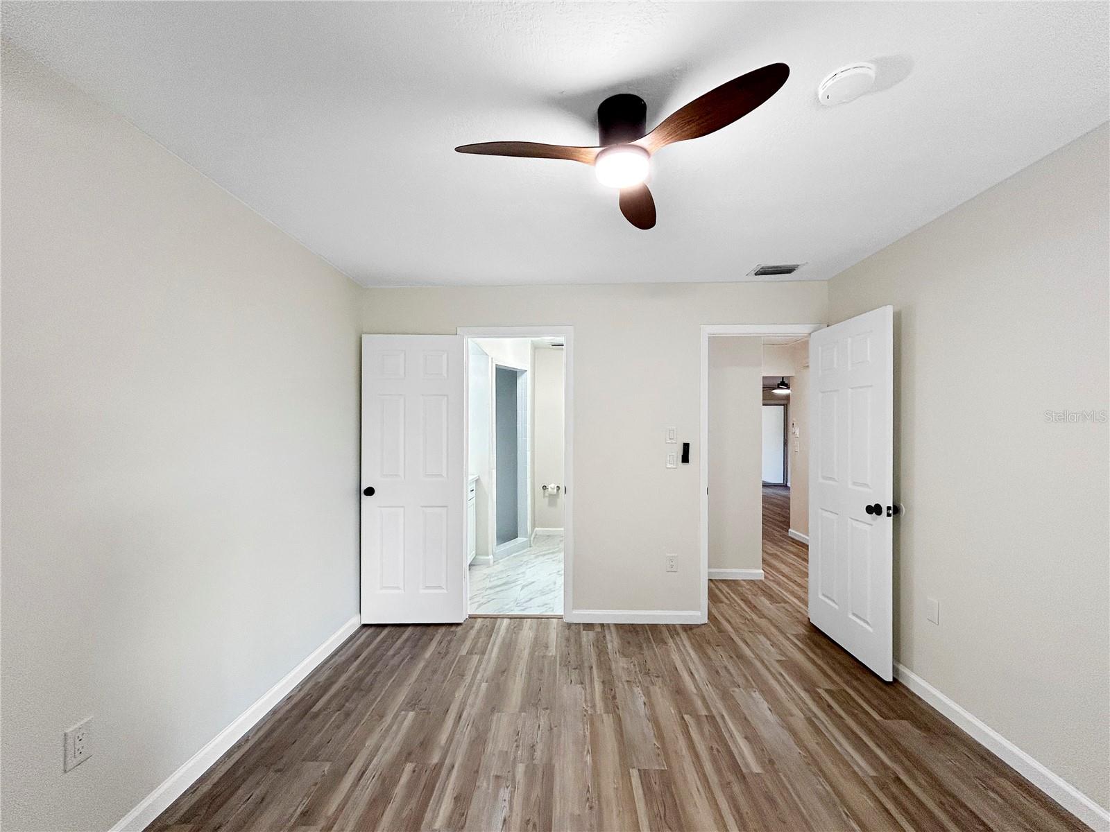 Image 14 of 31 For 5136 Cedar Hammock Drive