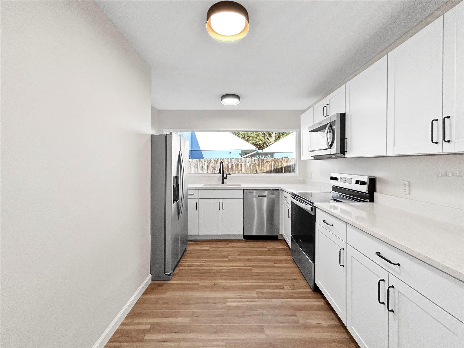 Image 4 of 31 For 5136 Cedar Hammock Drive