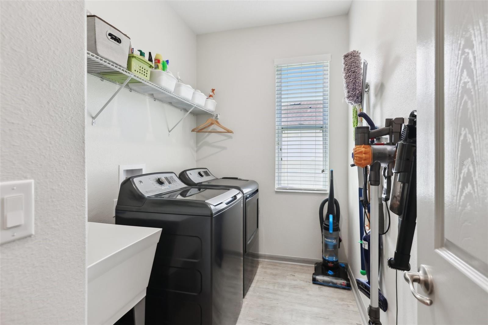 Image 24 of 46 For 11313 Little Nellie Drive