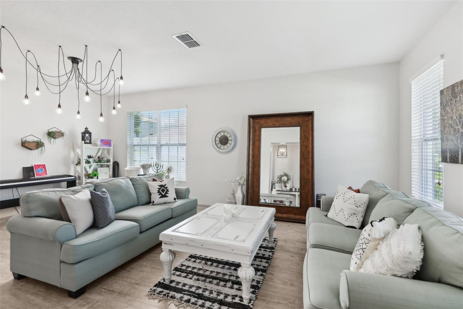 Image 4 of 46 For 11313 Little Nellie Drive