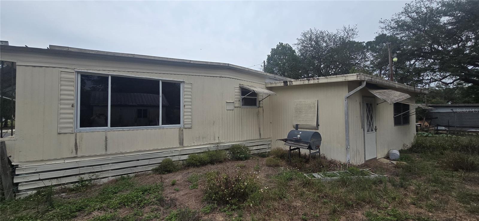 Image 17 of 27 For 4634 Sunnyside Drive