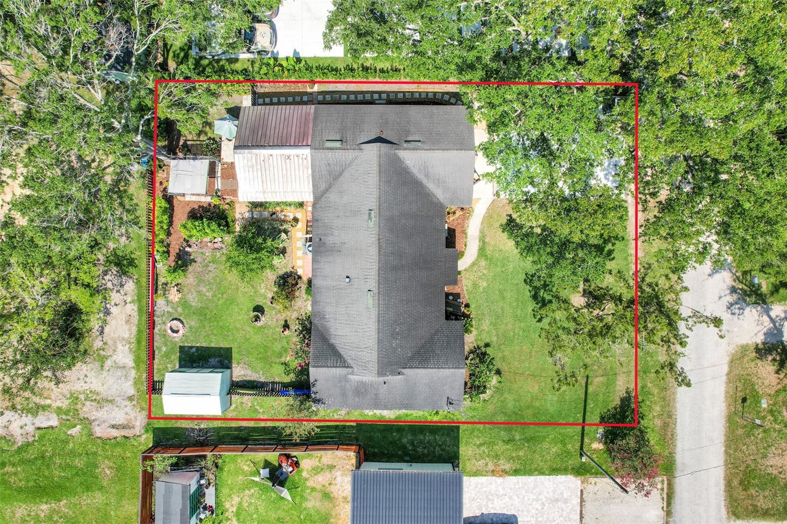 Image 4 of 40 For 410 Gulley Avenue