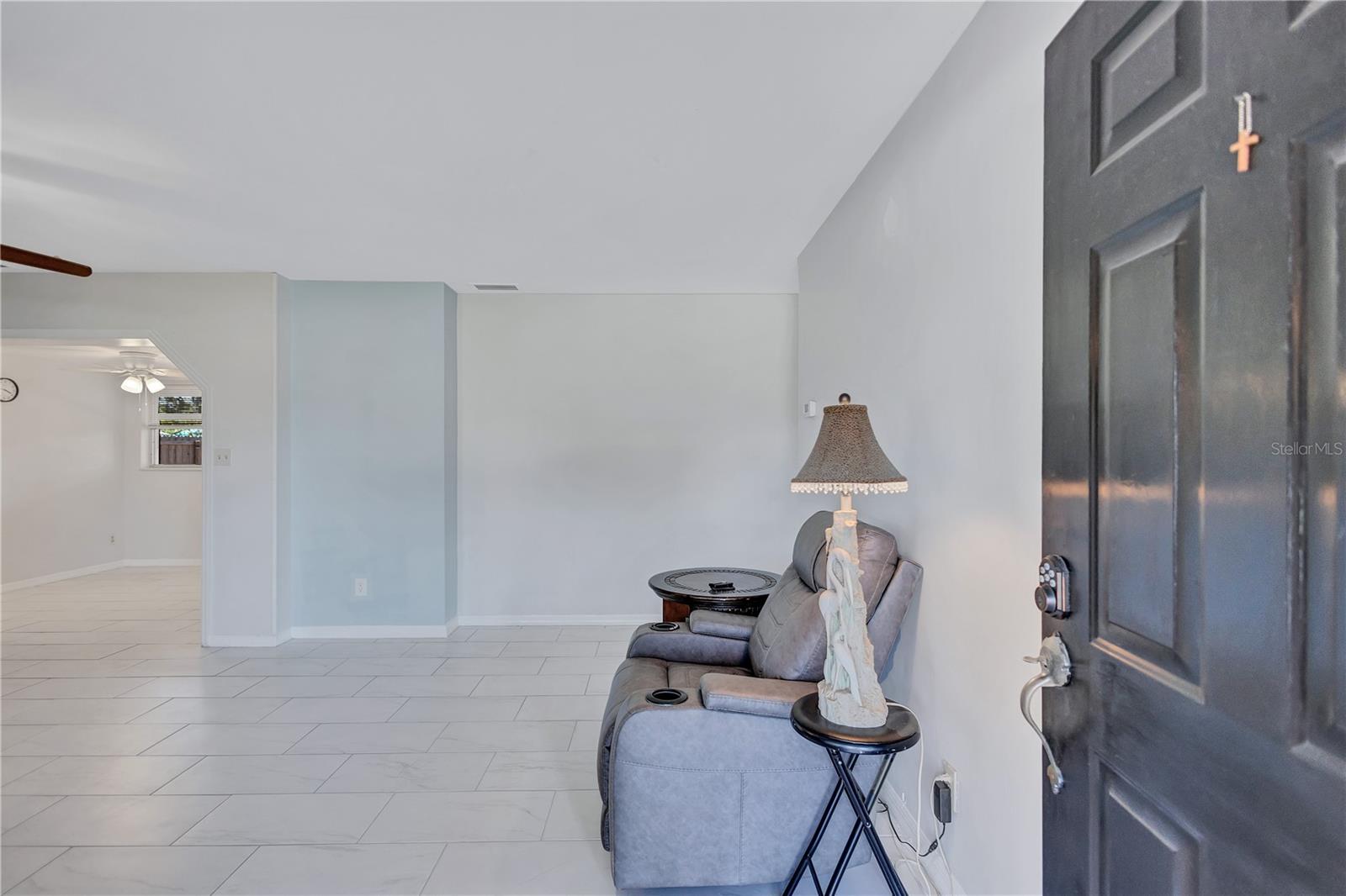 Image 12 of 39 For 6443 34th Avenue N