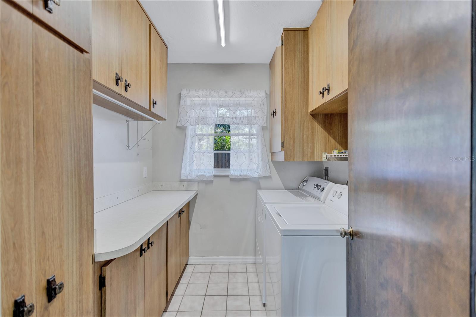 Image 22 of 39 For 6443 34th Avenue N