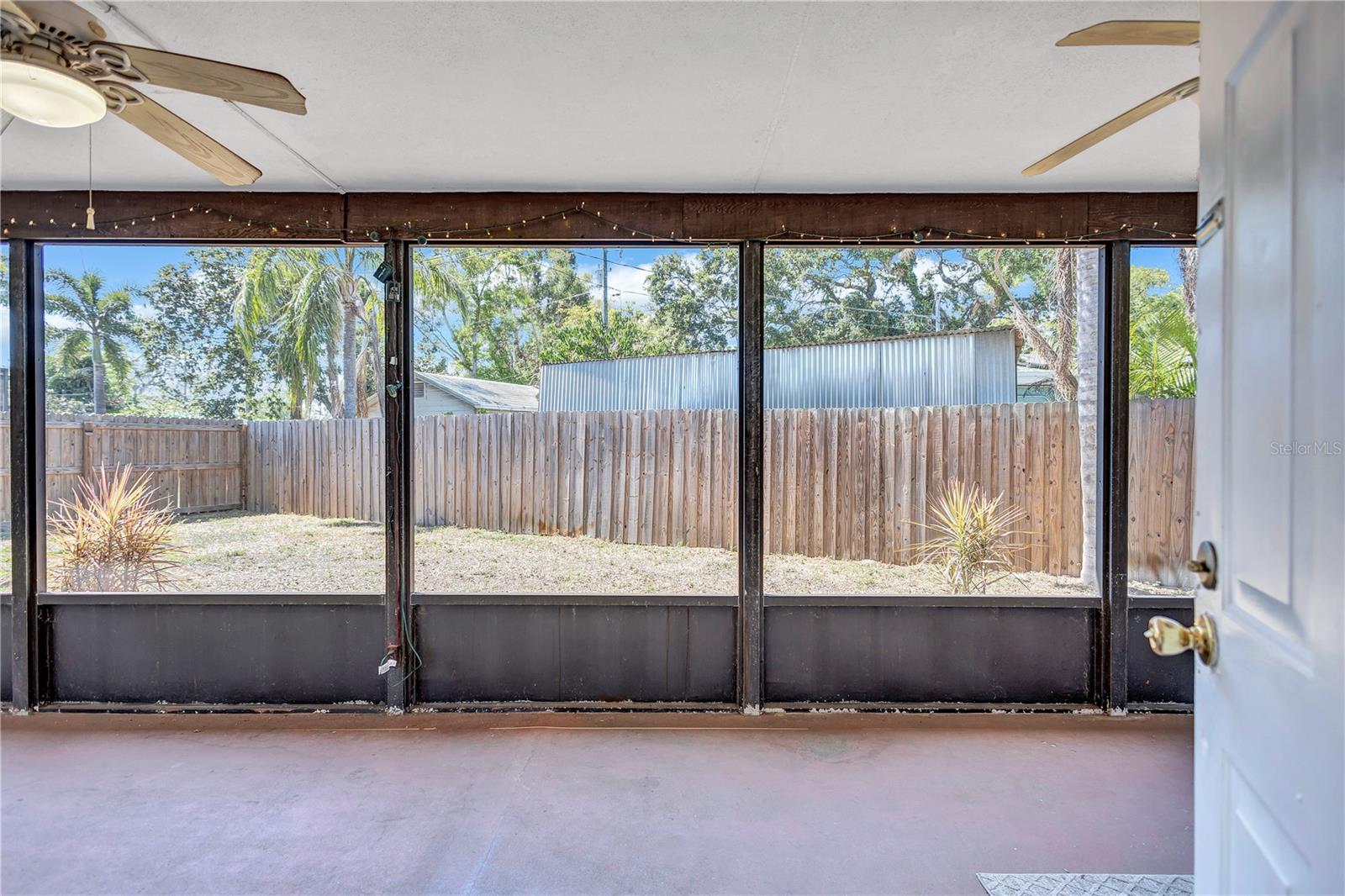 Image 32 of 39 For 6443 34th Avenue N