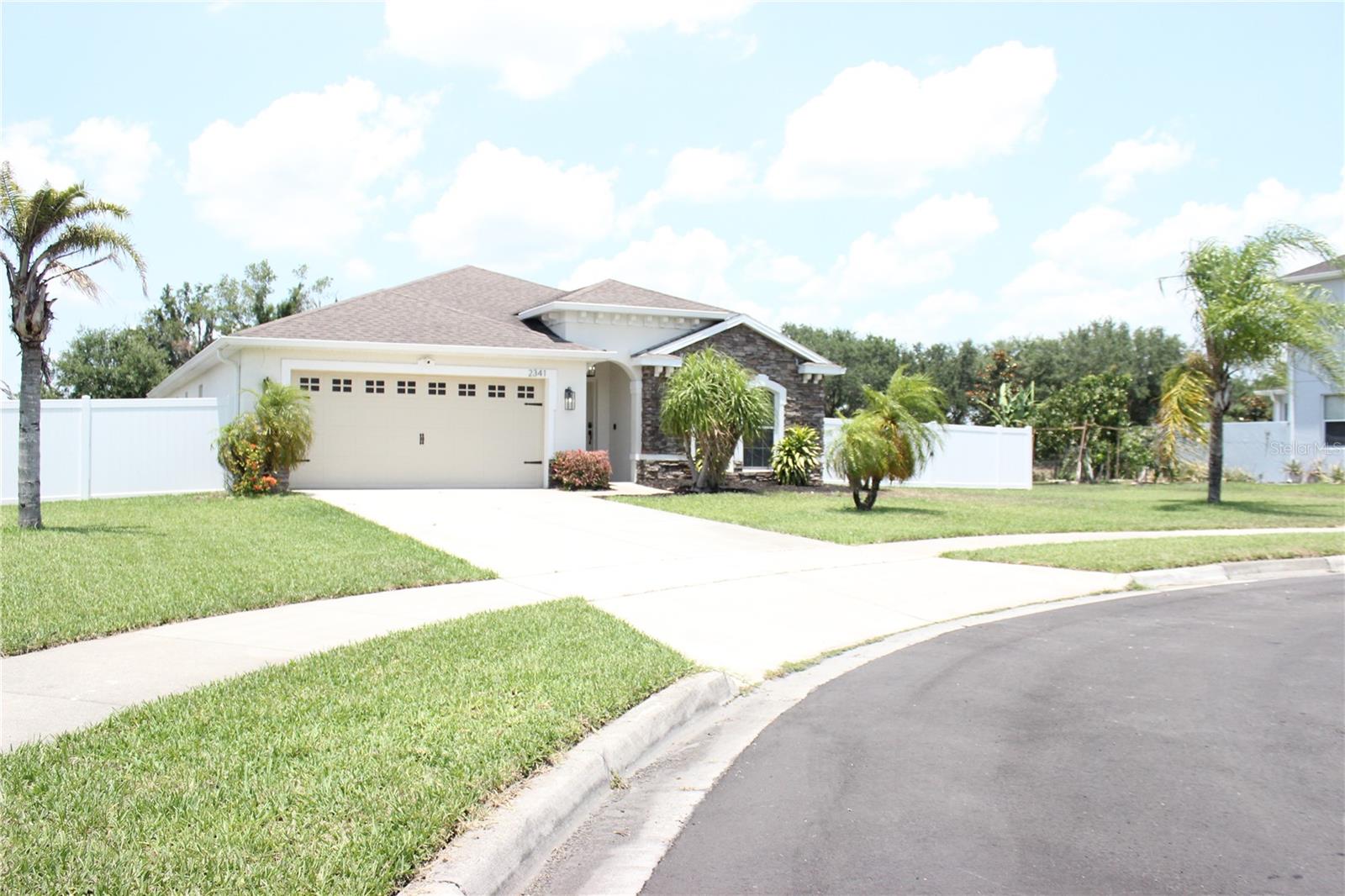 Details for 2341 Blue Meadows Court, APOPKA, FL 32703
