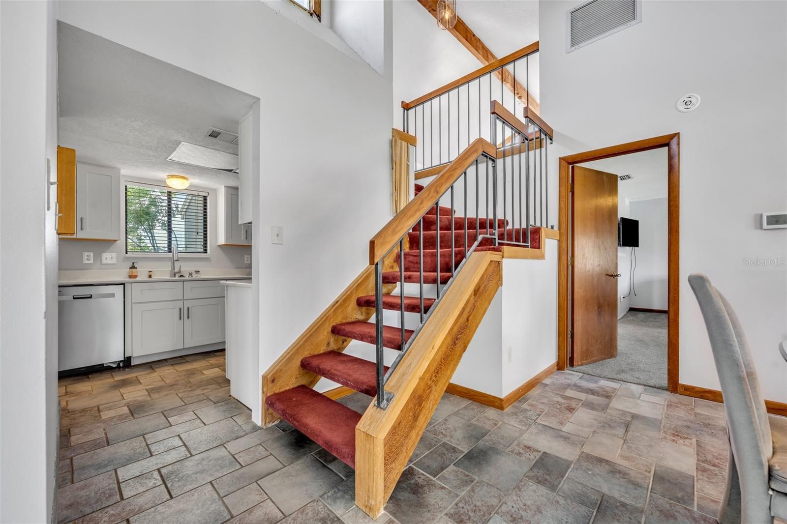 Image 14 of 40 For 2104 Winding Ridge Avenue S