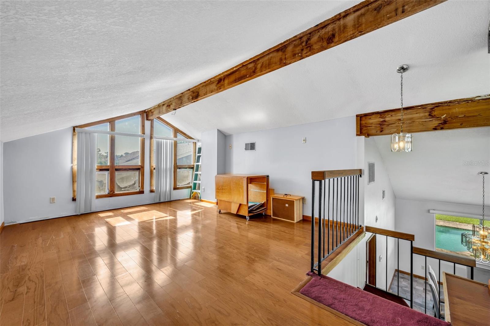 Image 15 of 40 For 2104 Winding Ridge Avenue S