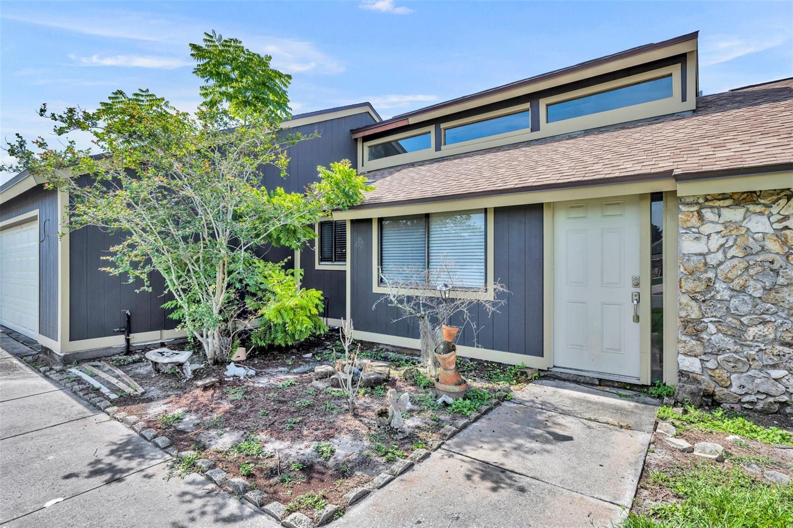 Image 3 of 40 For 2104 Winding Ridge Avenue S