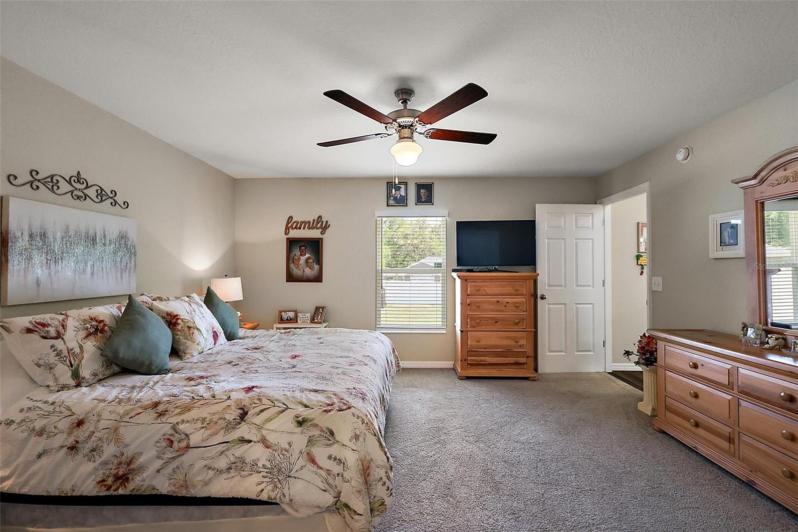 Image 21 of 36 For 7162 124th Street