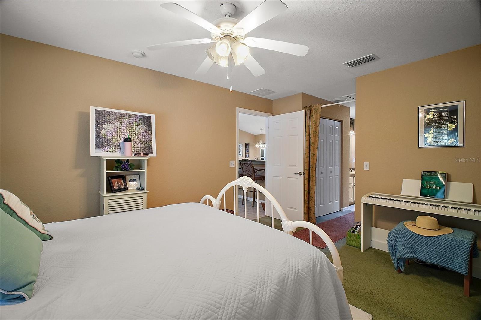 Image 12 of 36 For 11495 71st Terrace Road