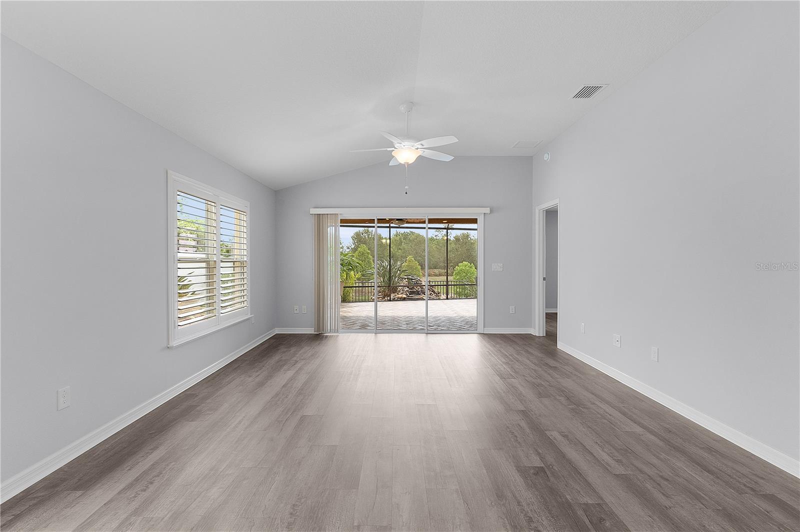 Image 15 of 56 For 2967 Thayer Terrace