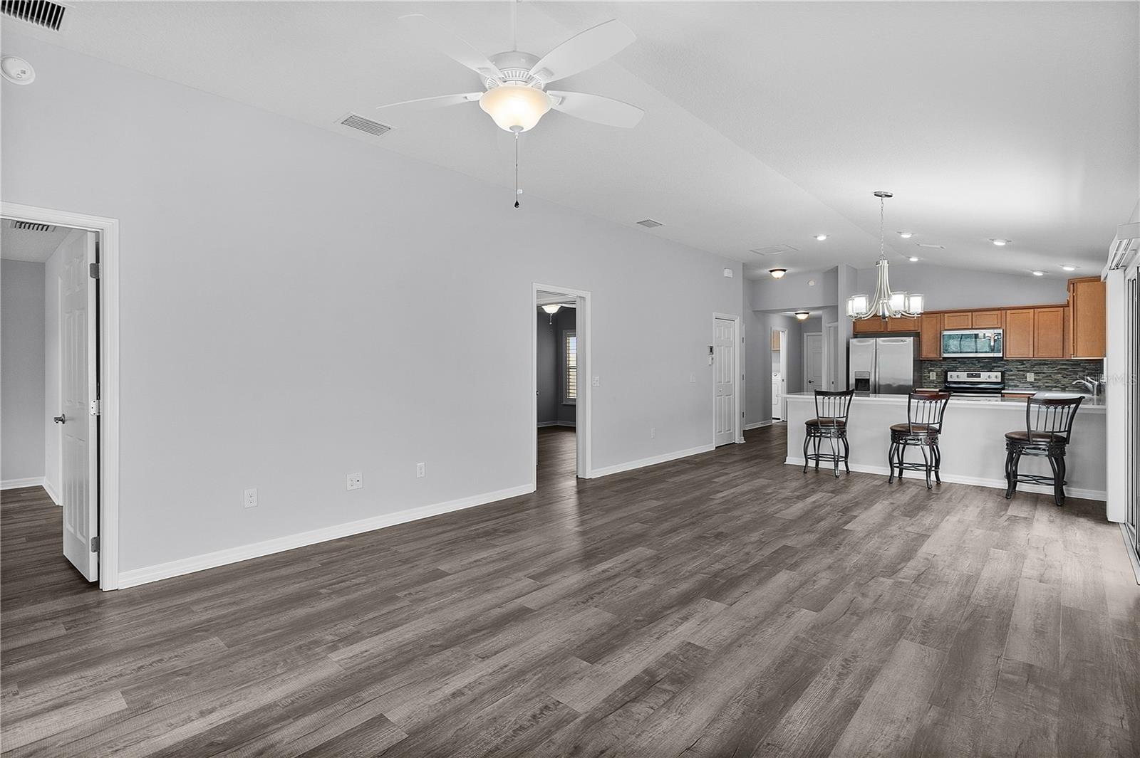 Image 22 of 56 For 2967 Thayer Terrace