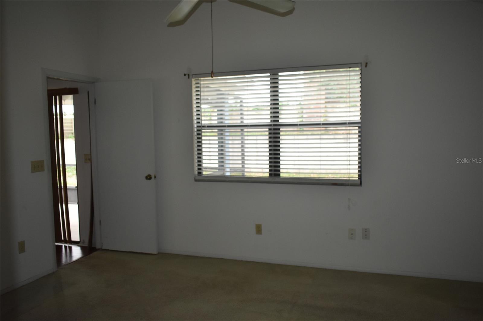 Image 6 of 20 For 610 Swallow Court