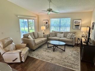 Image 13 of 27 For 3337 Candlebrook Street