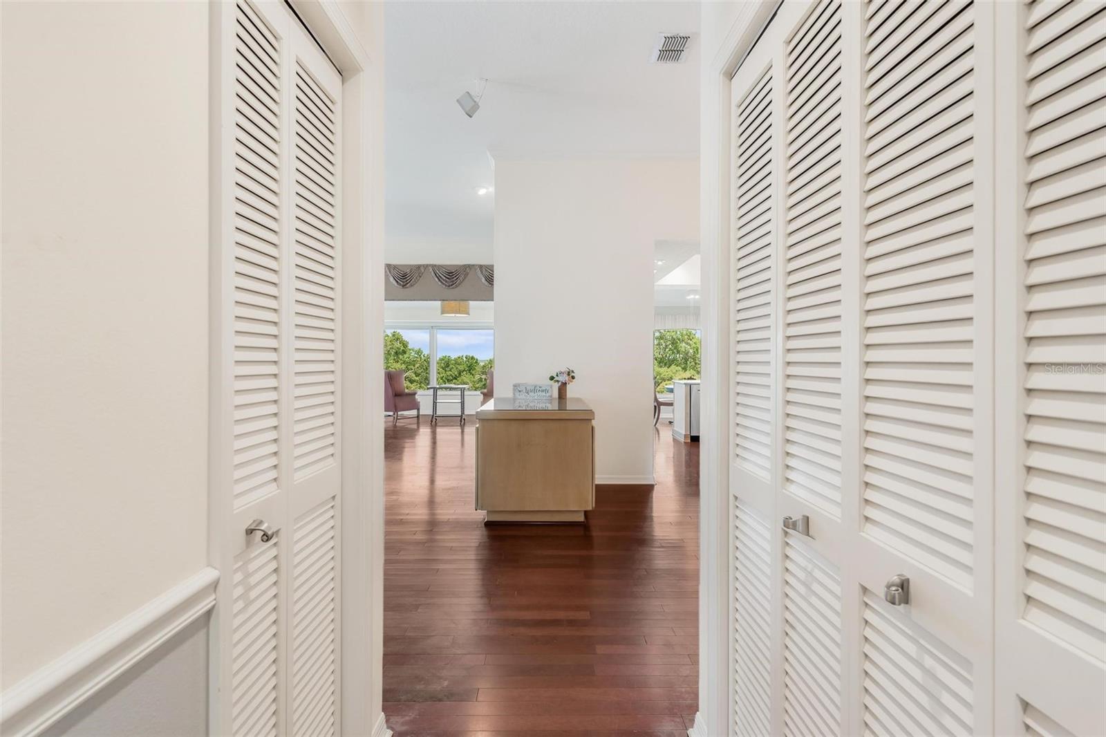 Image 19 of 53 For 6048 Topsail Road