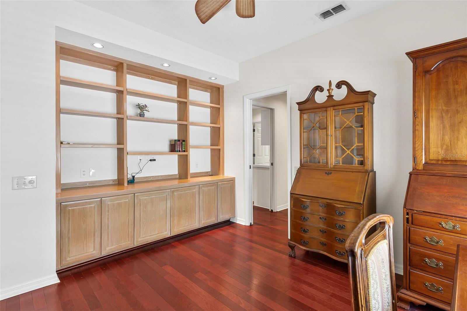 Image 21 of 53 For 6048 Topsail Road