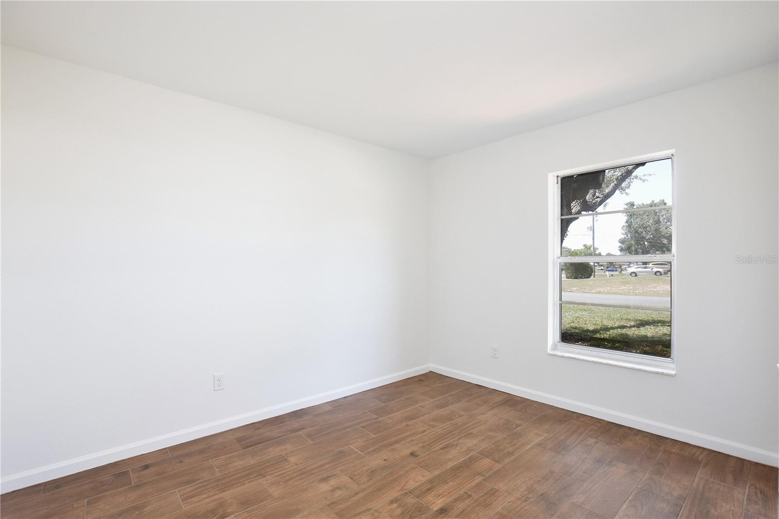 Image 15 of 22 For 1228 Padgett Circle
