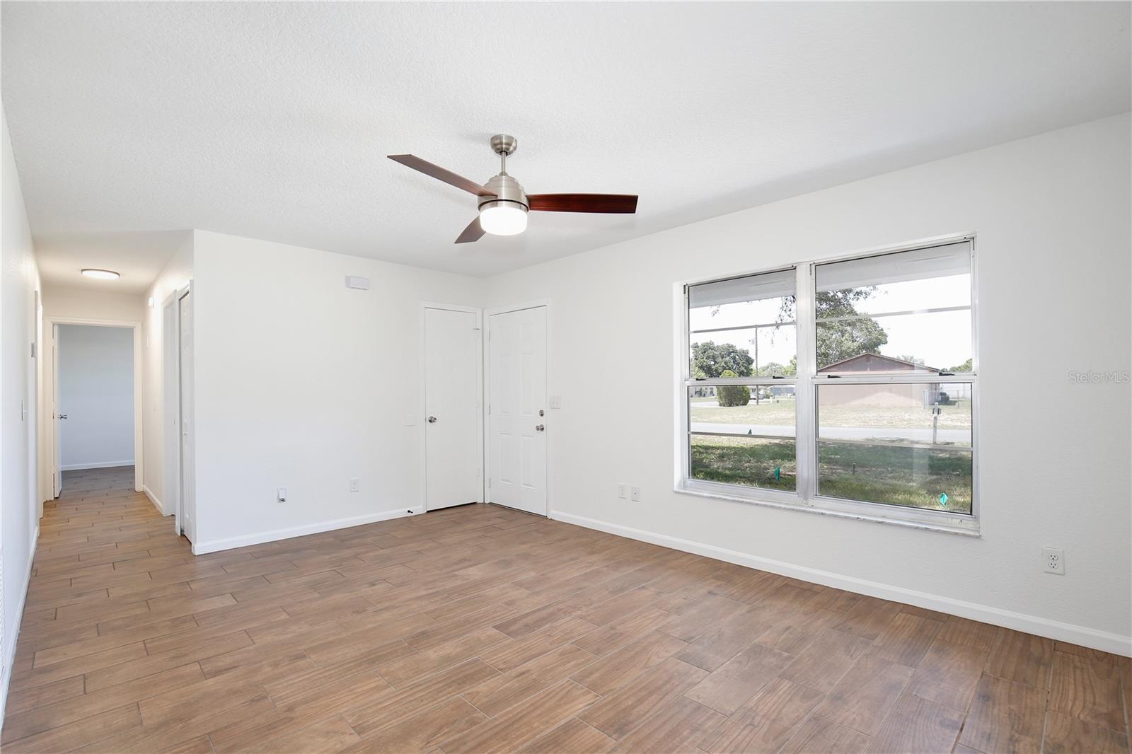 Image 4 of 22 For 1228 Padgett Circle