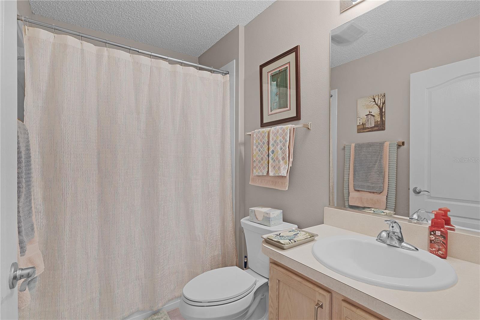 Image 26 of 44 For 2738 Morven Park Way