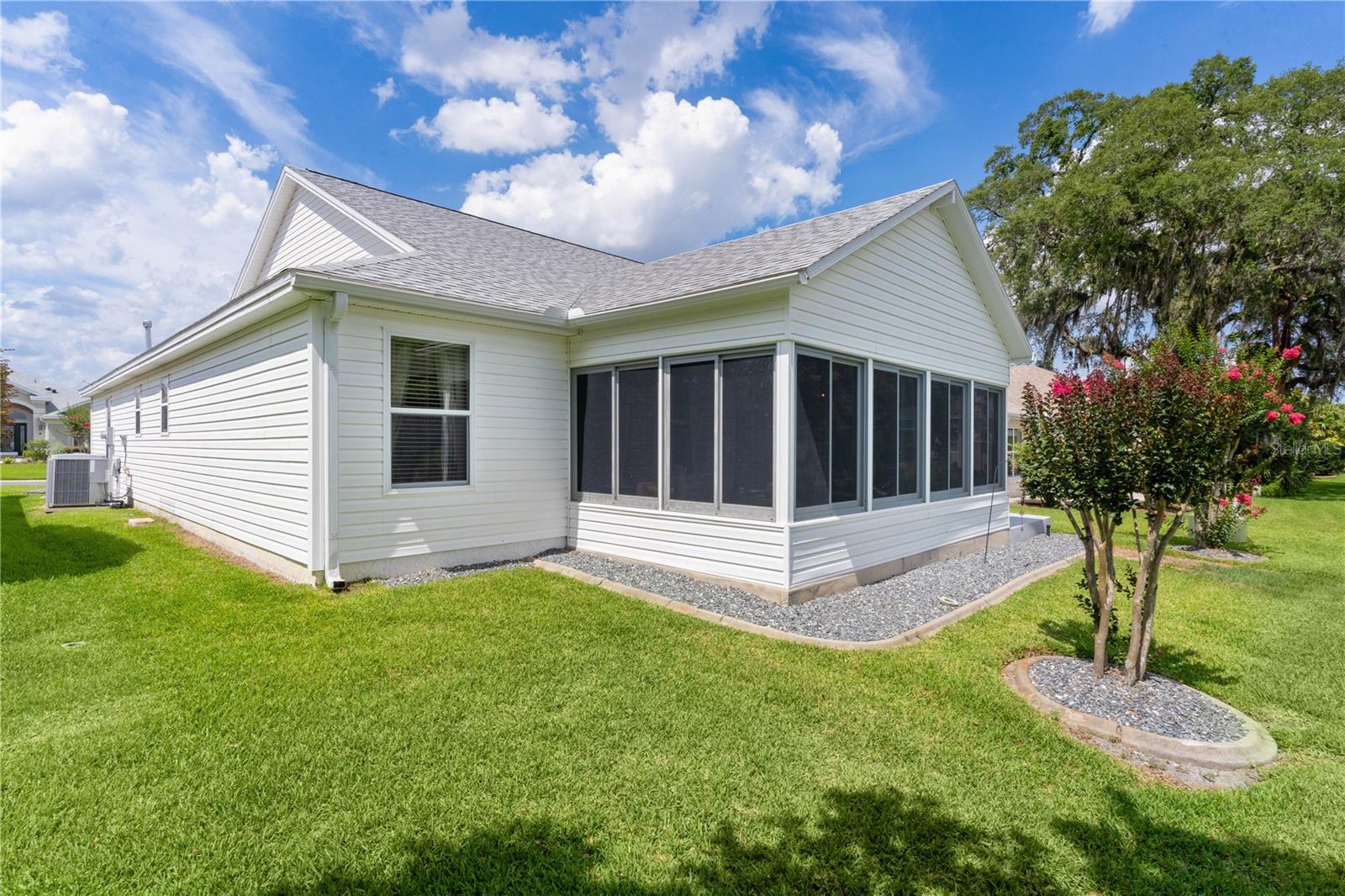 Image 37 of 44 For 2738 Morven Park Way