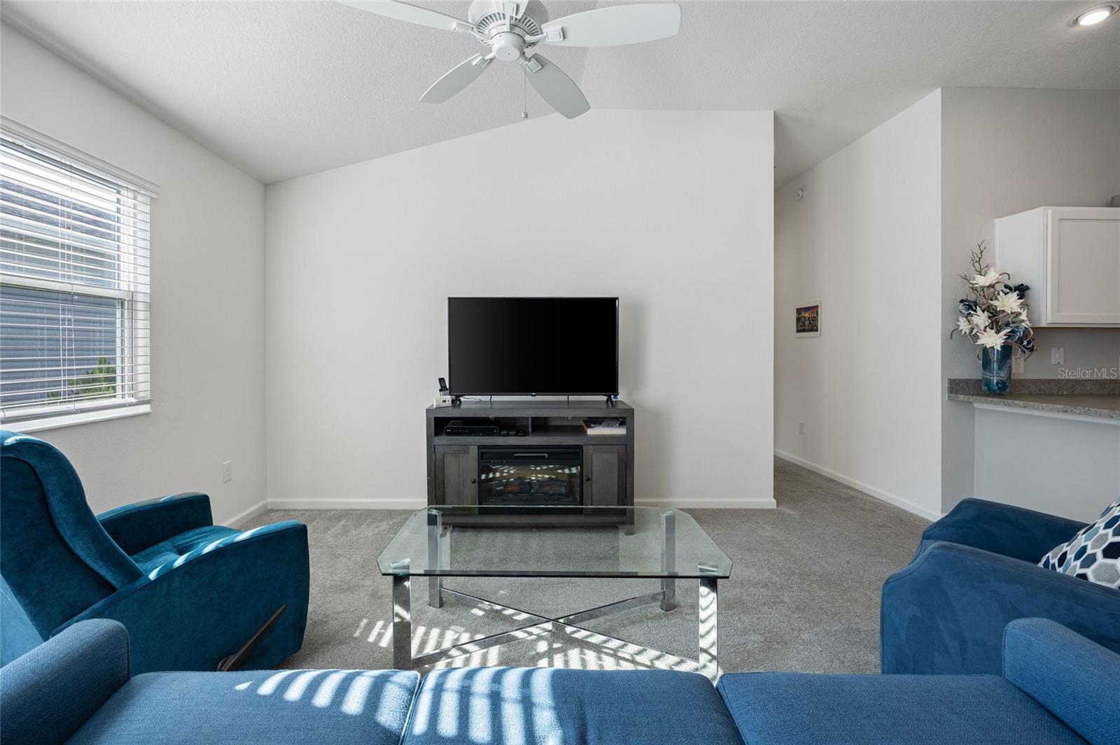 Image 11 of 37 For 2142 Weber Court
