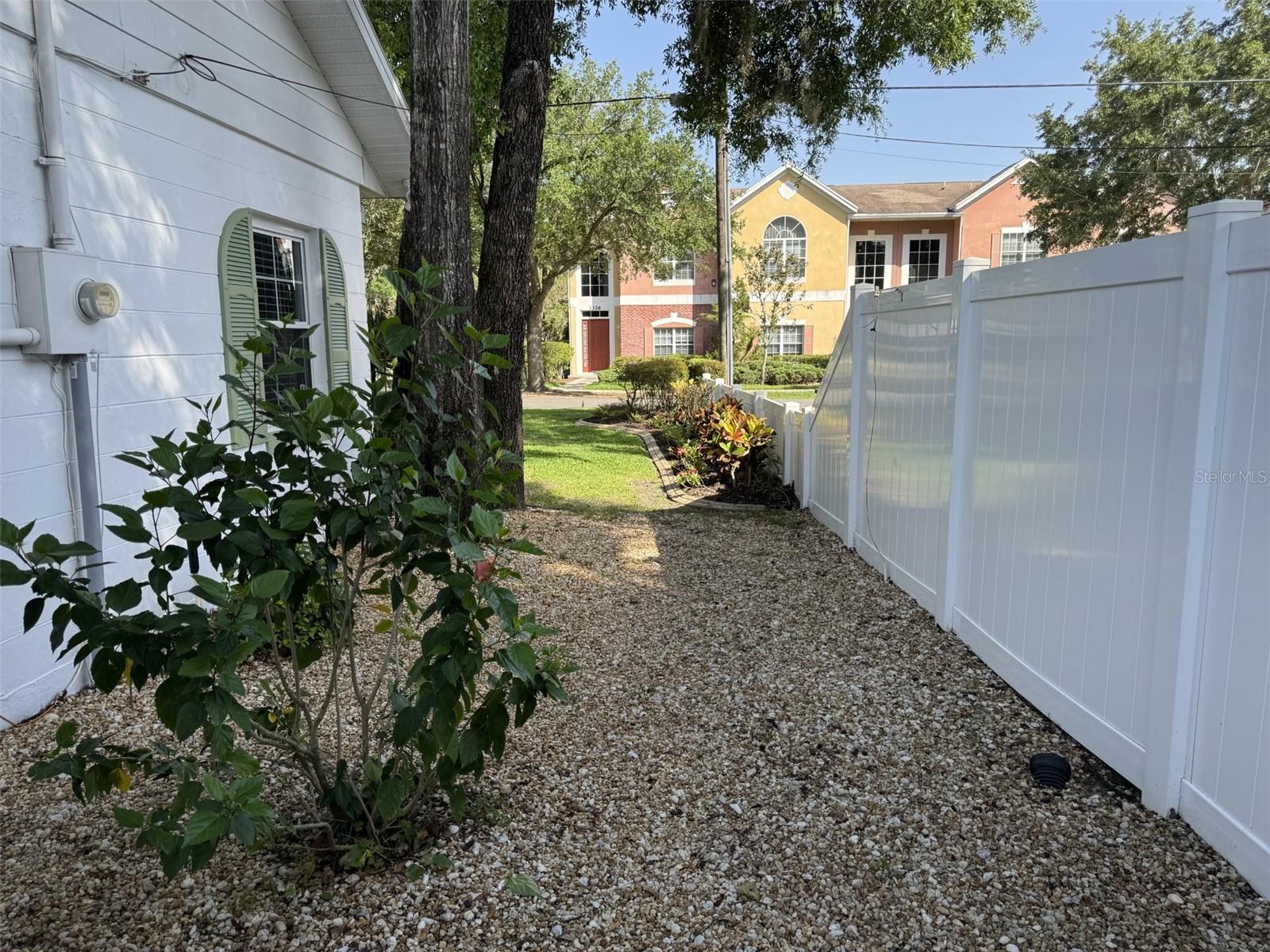 Image 8 of 45 For 1339 Orchid Avenue