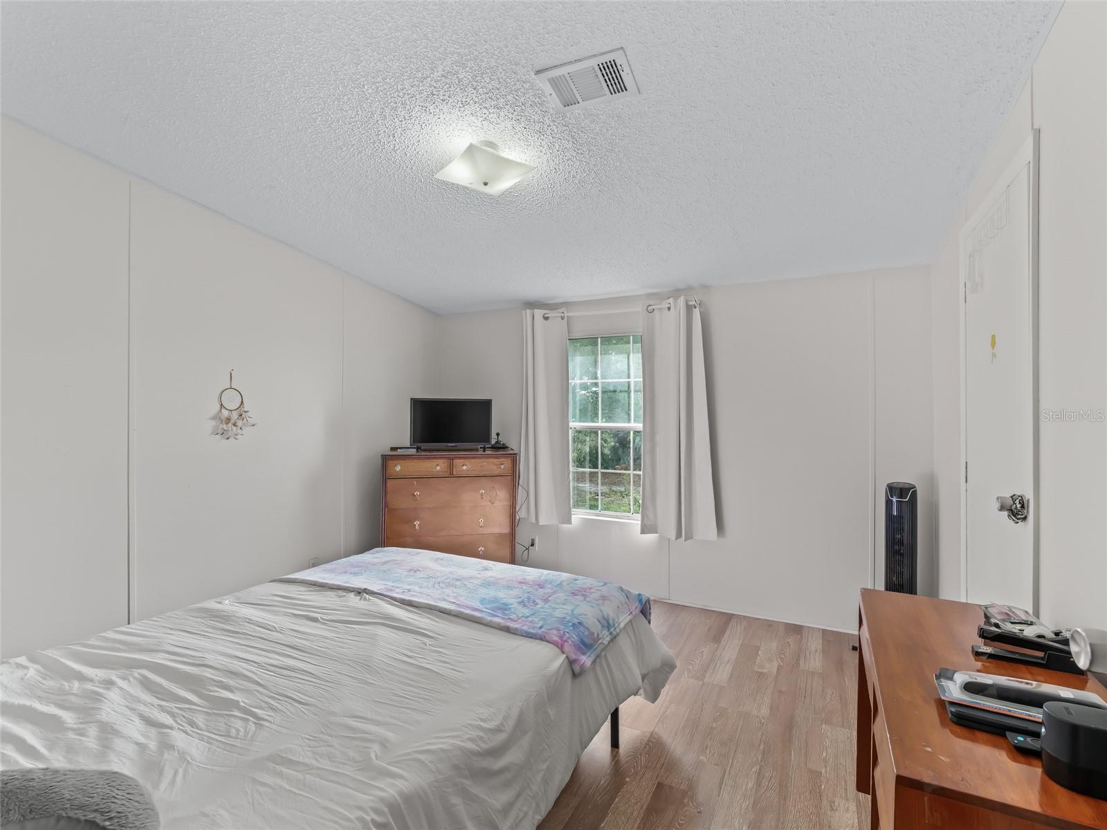 Image 22 of 40 For 14130 175th Street